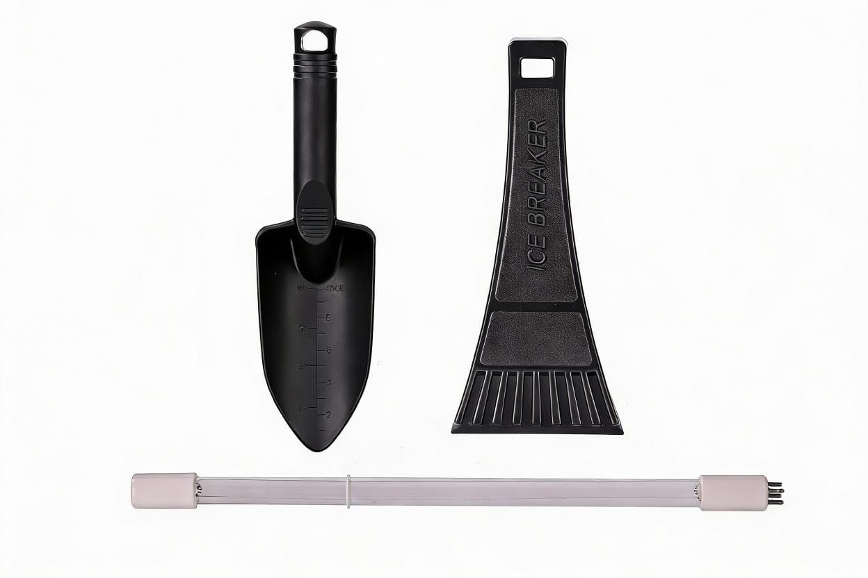 Included accessories: UV sterilization lamp and compost tools